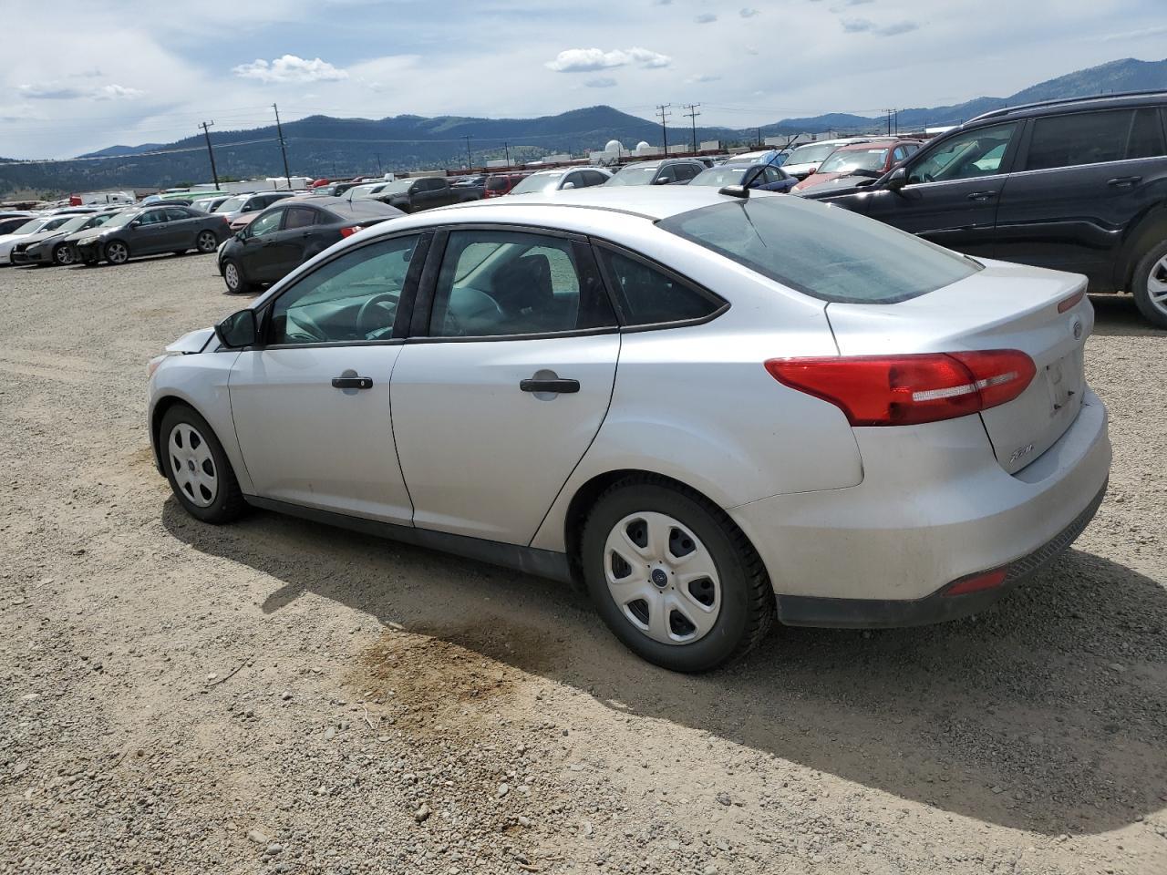 2016 Ford Focus S - Фото 2