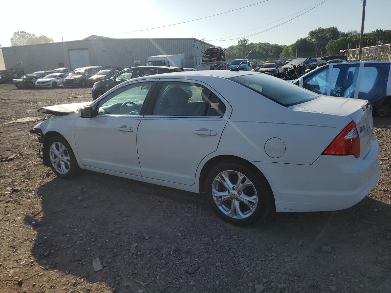 2012 Ford Fusion Se - Фото 2