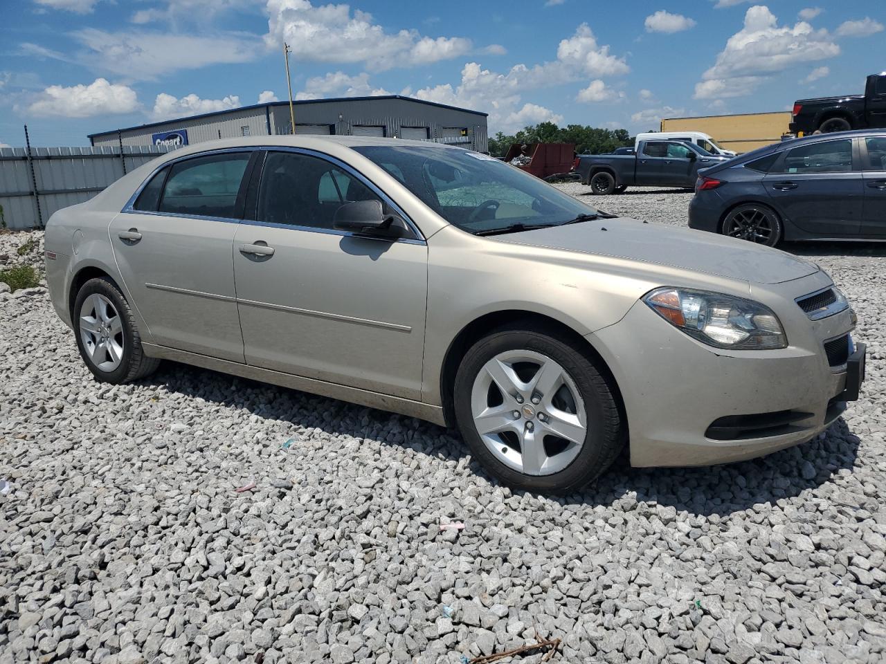 2011 Chevrolet Malibu Ls - Фото 4