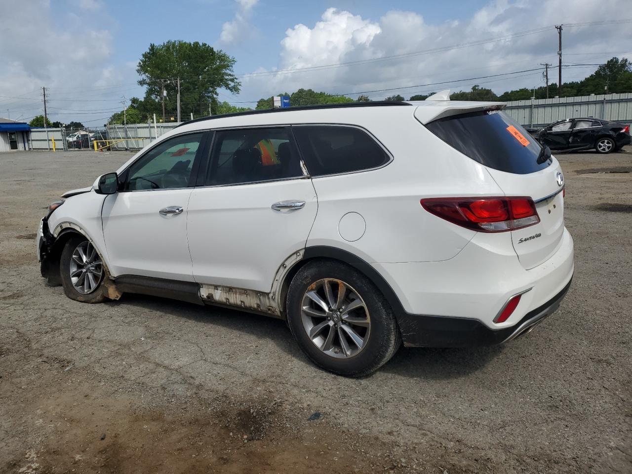 2017 Hyundai Santa Fe Se - Фото 2