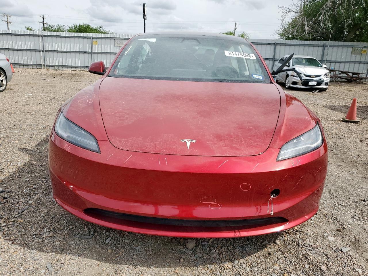 2024 Tesla Model 3 - Фото 5