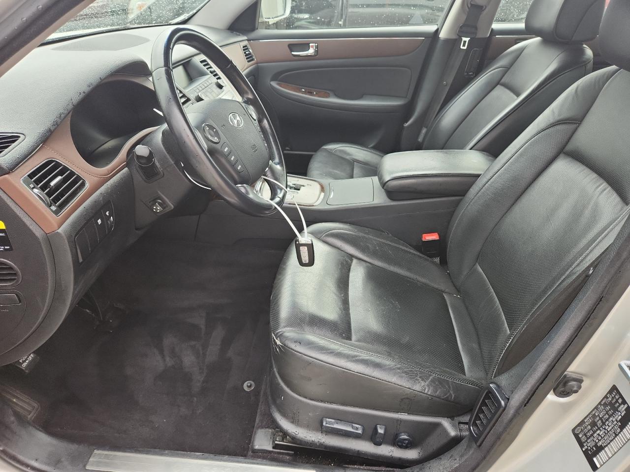 2009 Hyundai Genesis 3.8L - Image 7
