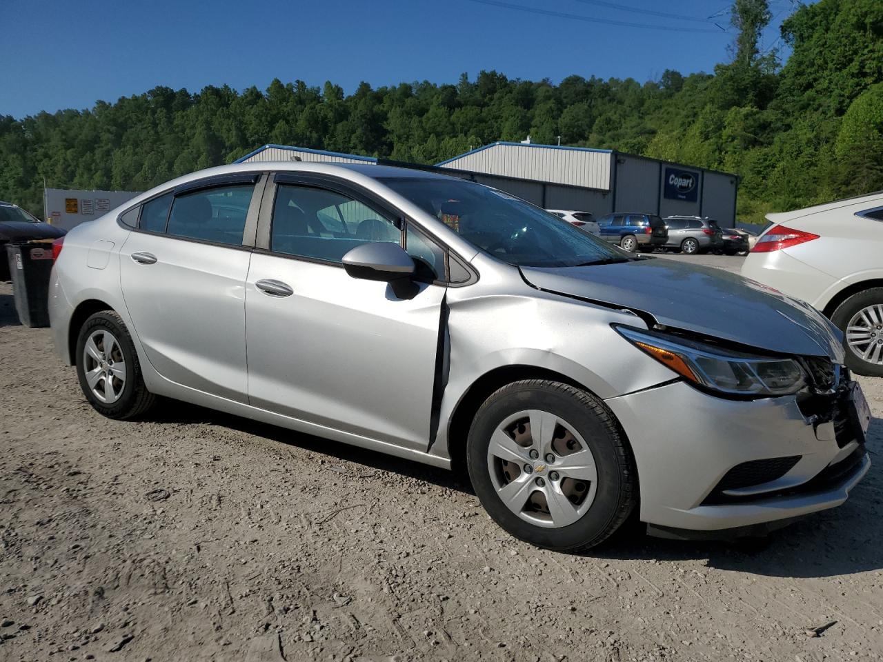 2018 Chevrolet Cruze Ls - Image 4