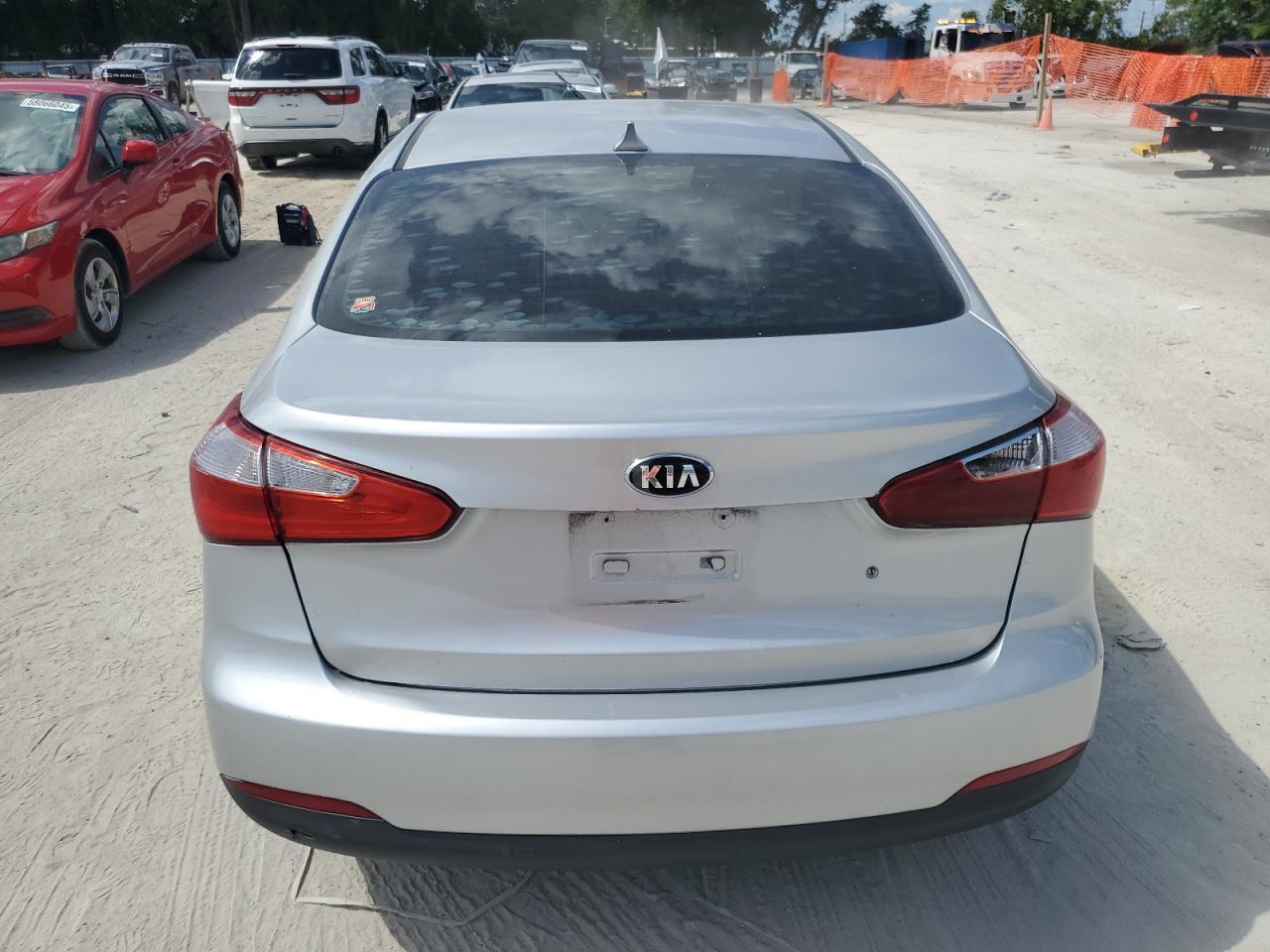 2015 Kia Forte Lx - Image 6