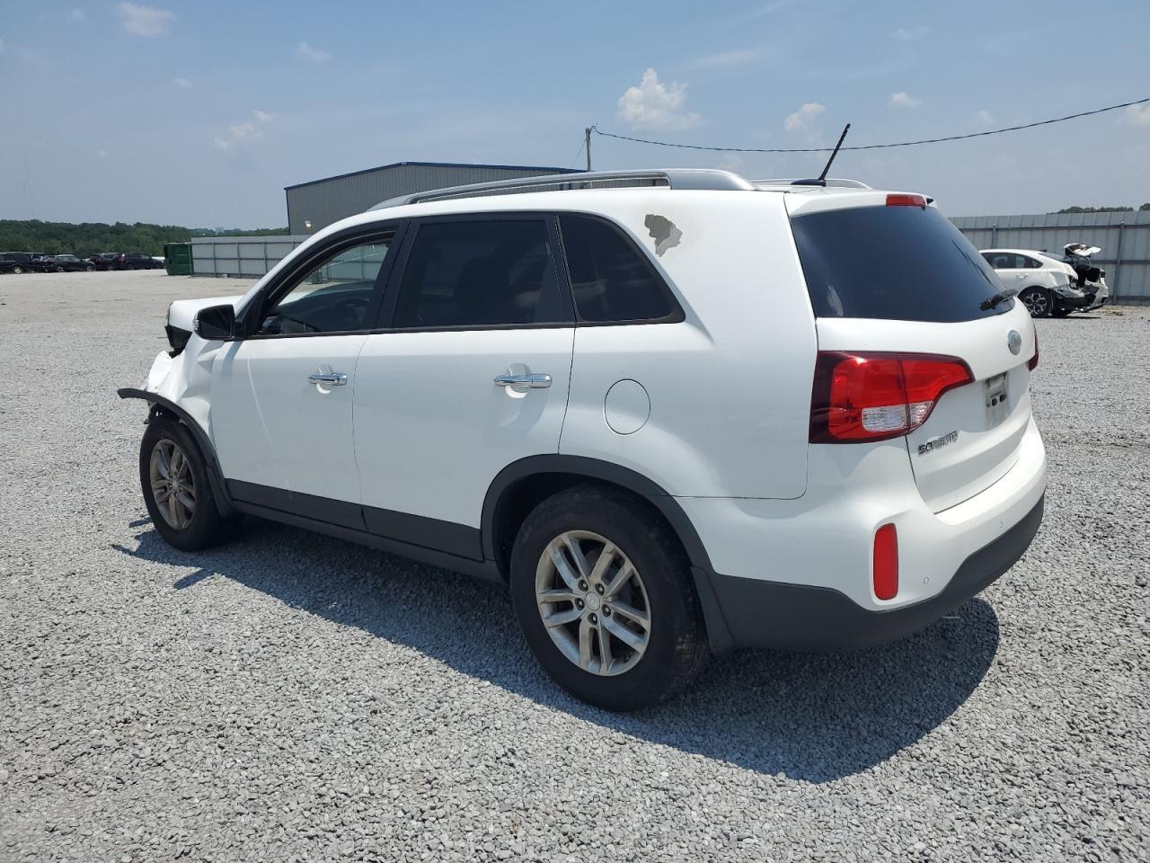 2015 Kia Sorento Lx - Image 2