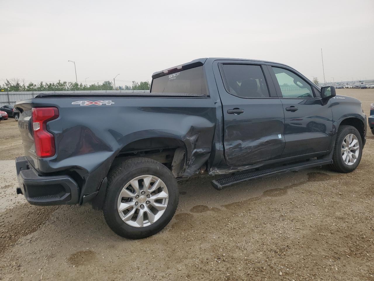 2019 Chevrolet Silverado K1500 Custom - Фото 3