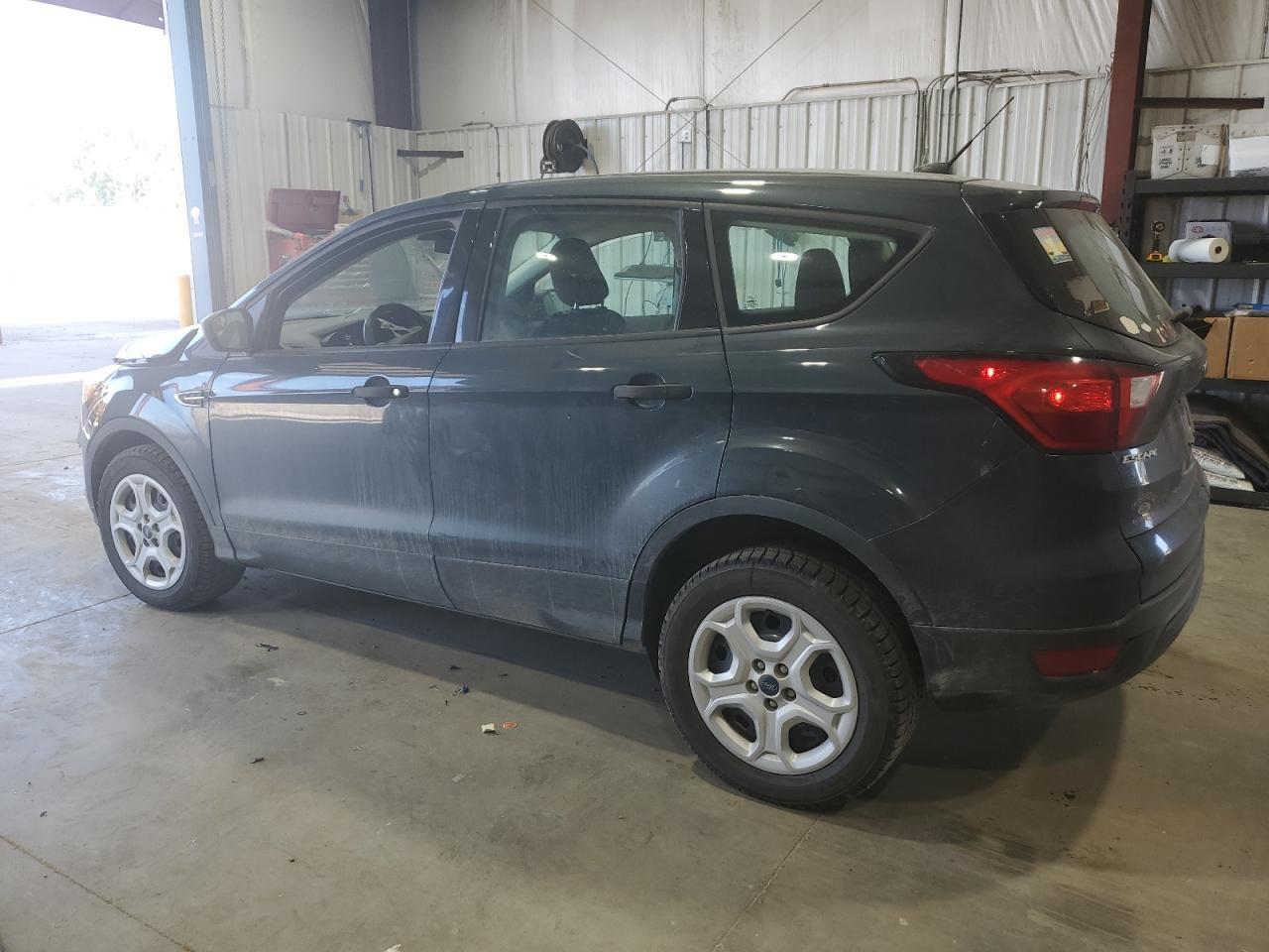 2019 Ford Escape S - Image 2