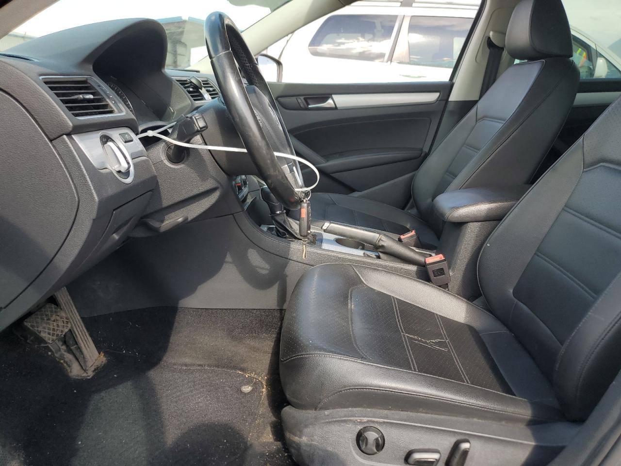 2013 Volkswagen Passat Se - Фото 7