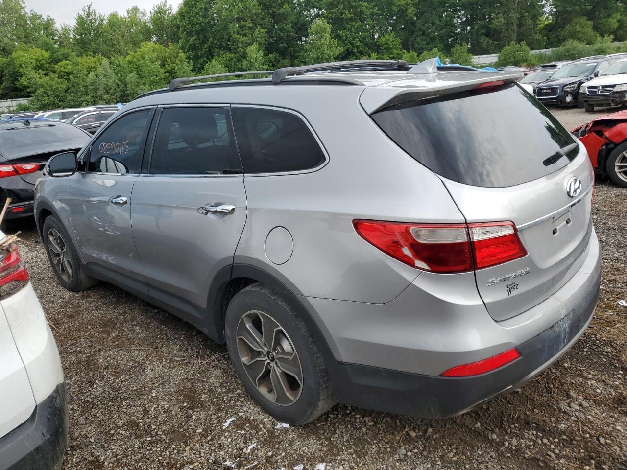 2013 Hyundai Santa Fe Gls - Image 2