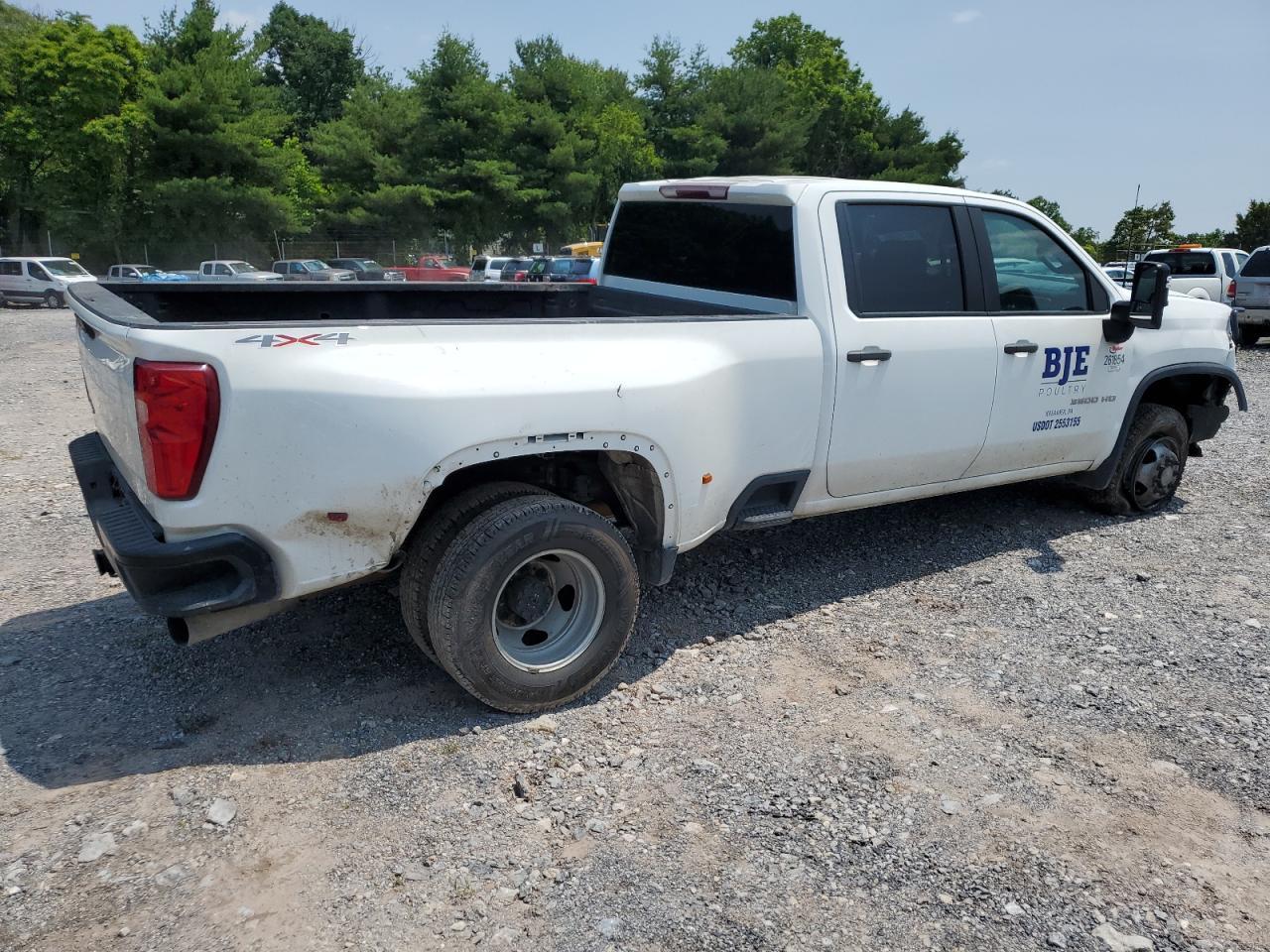 2020 Chevrolet Silverado K3500 - Фото 3