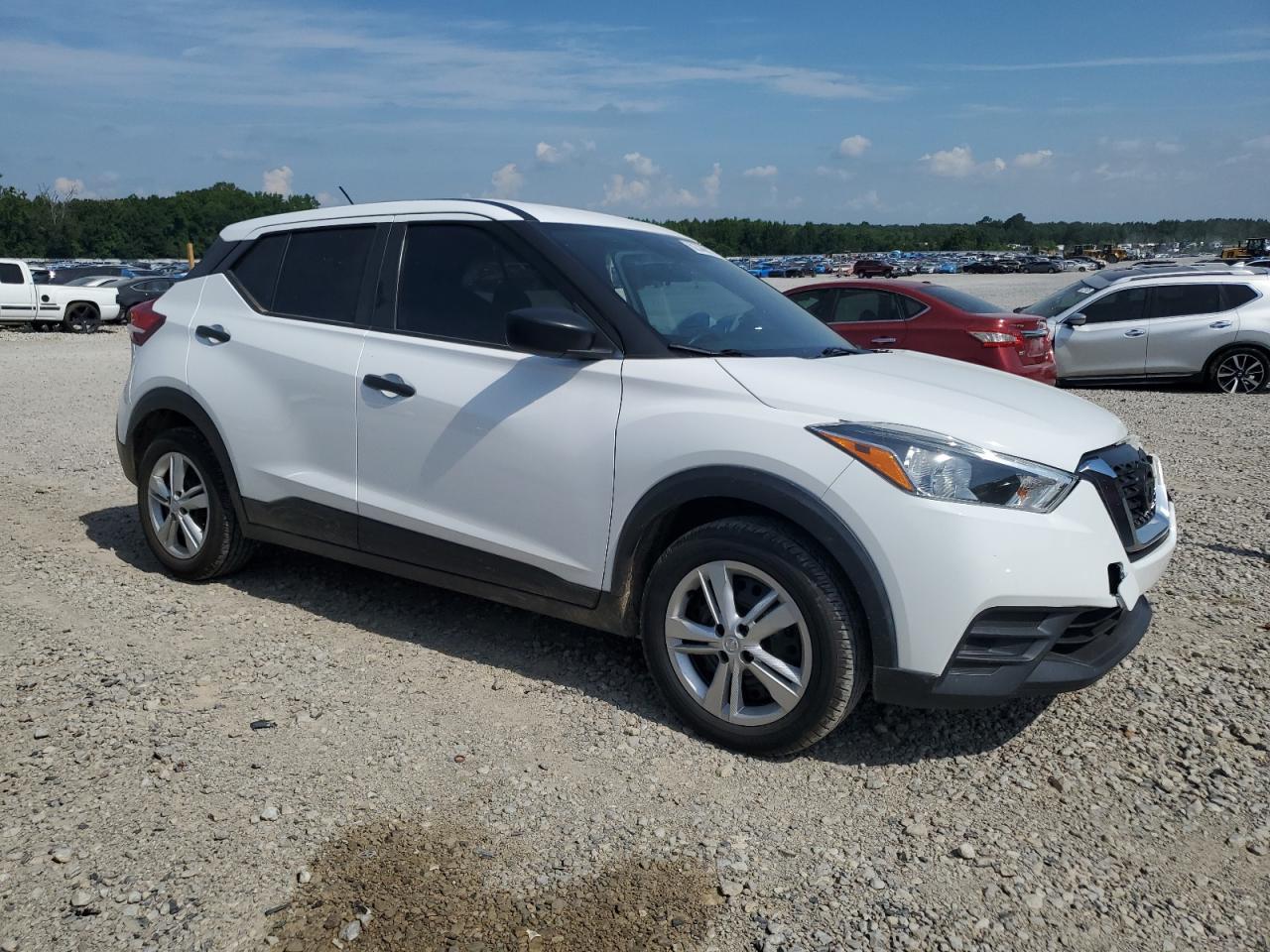2020 Nissan Kicks S - Фото 4