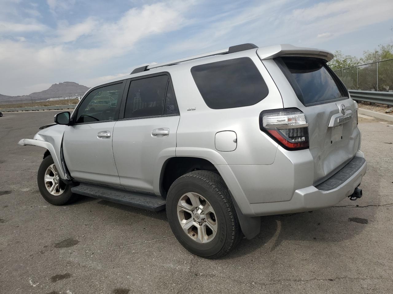 2019 Toyota 4Runner Sr5/Sr5 Premium - Фото 2