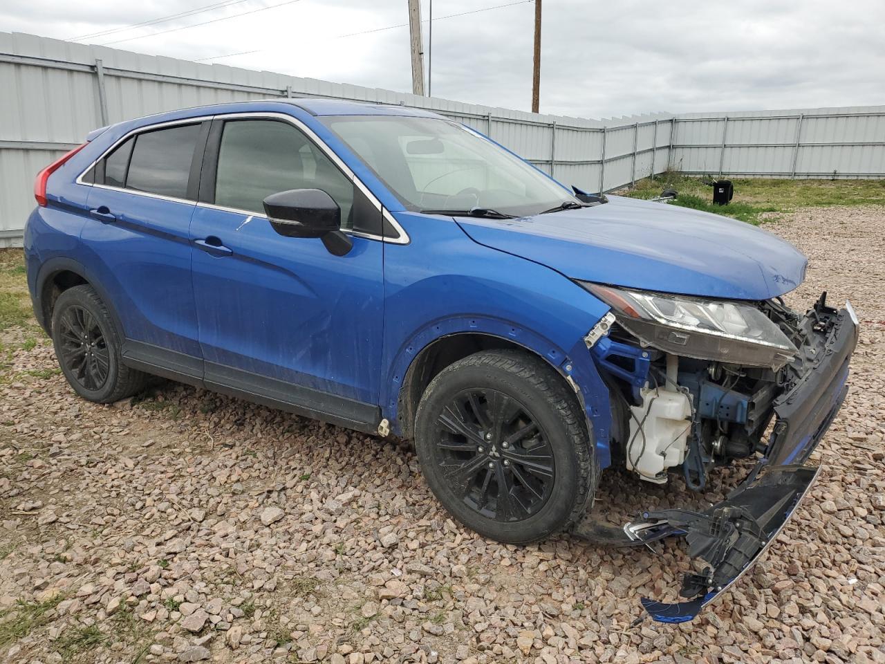 2019 Mitsubishi Eclipse Cross Le - Image 4