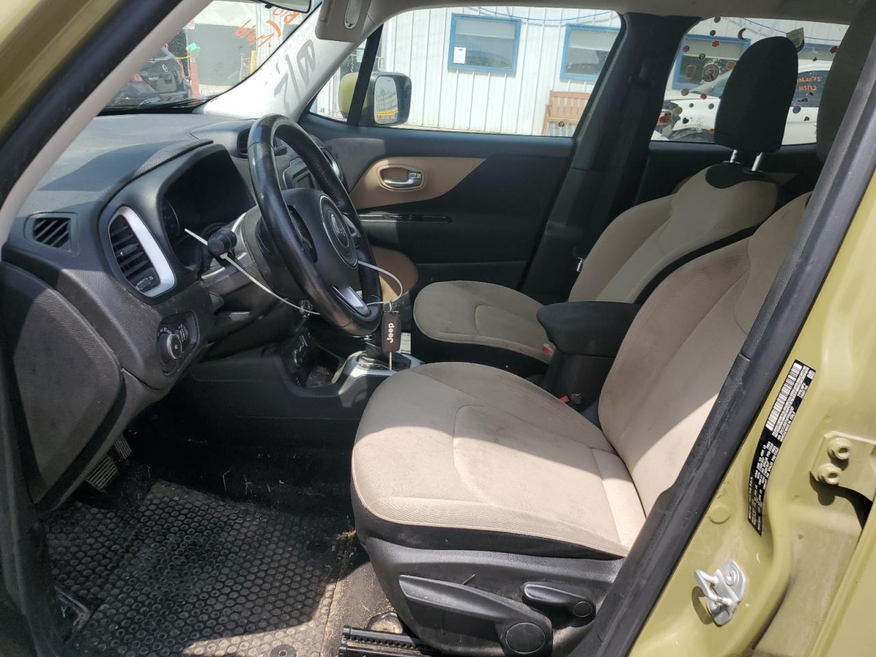 2015 Jeep Renegade Latitude - Image 7