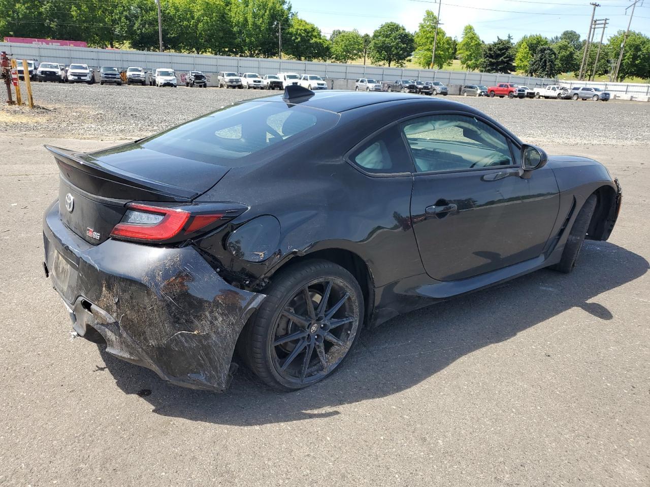 2024 Toyota Gr 86 Premium - Image 3