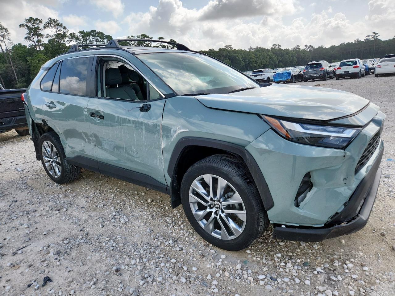 2023 Toyota Rav4 Xle Premium - Фото 4