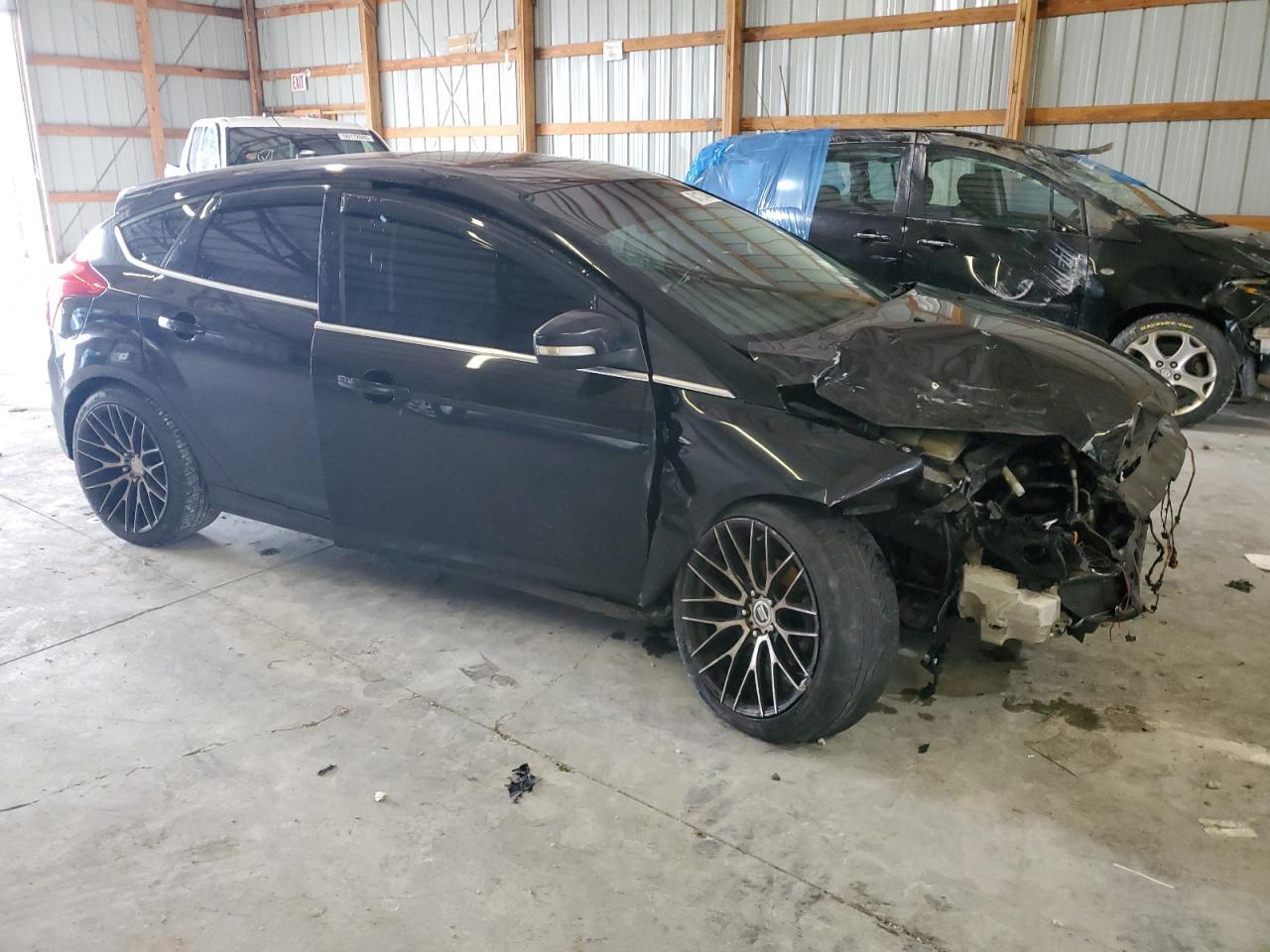 2013 Ford Focus Titanium - Image 4