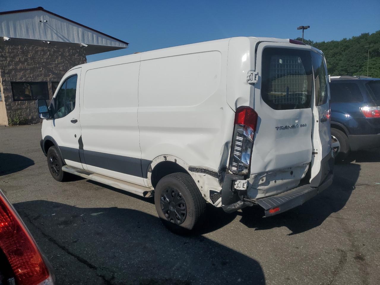 2015 Ford Transit T-250 - Image 2