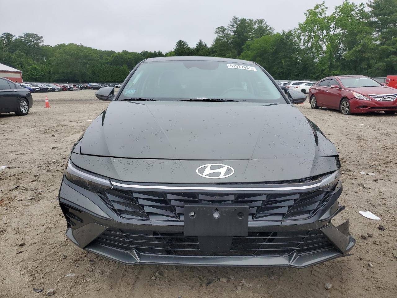 2024 Hyundai Elantra Sel - Image 5