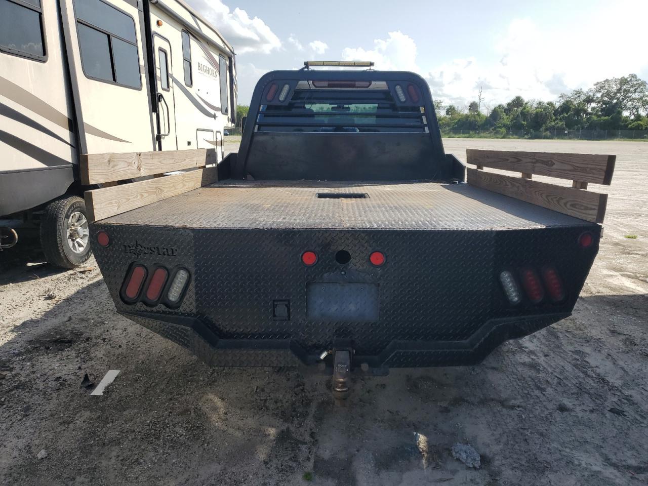 2021 Chevrolet Silverado K3500 - Фото 6