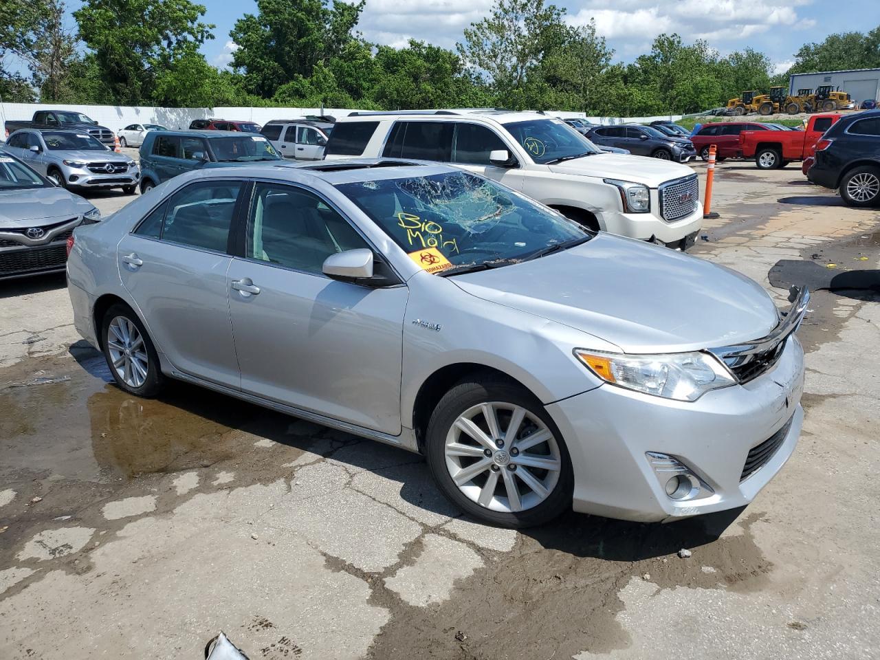 2014 Toyota Camry Hybrid - Фото 4