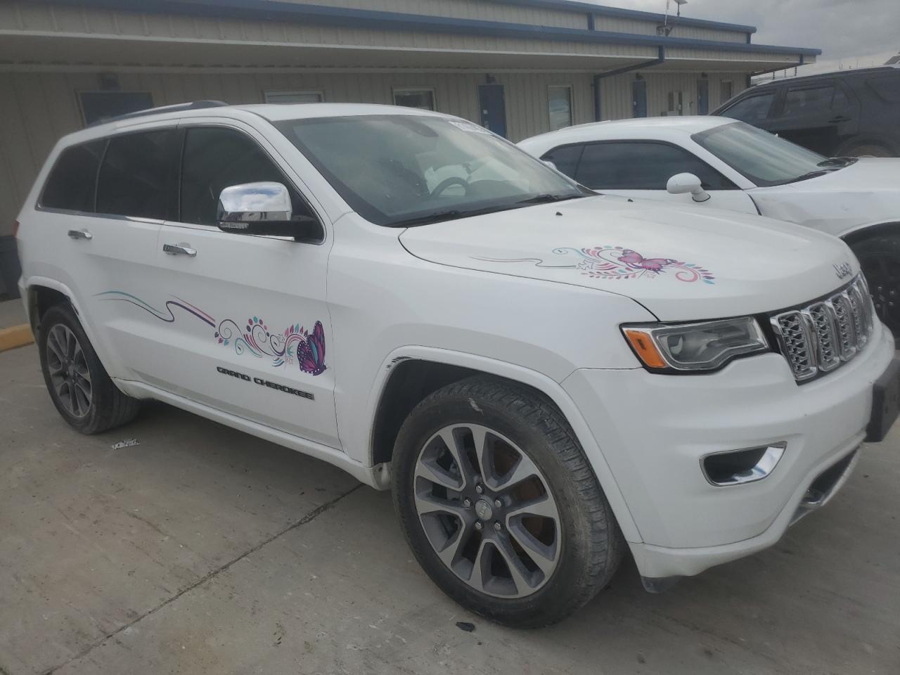 2018 Jeep Grand Cherokee Overland - Image 7