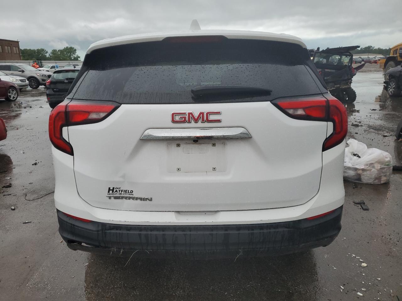 2020 GMC Terrain Sle - Image 6