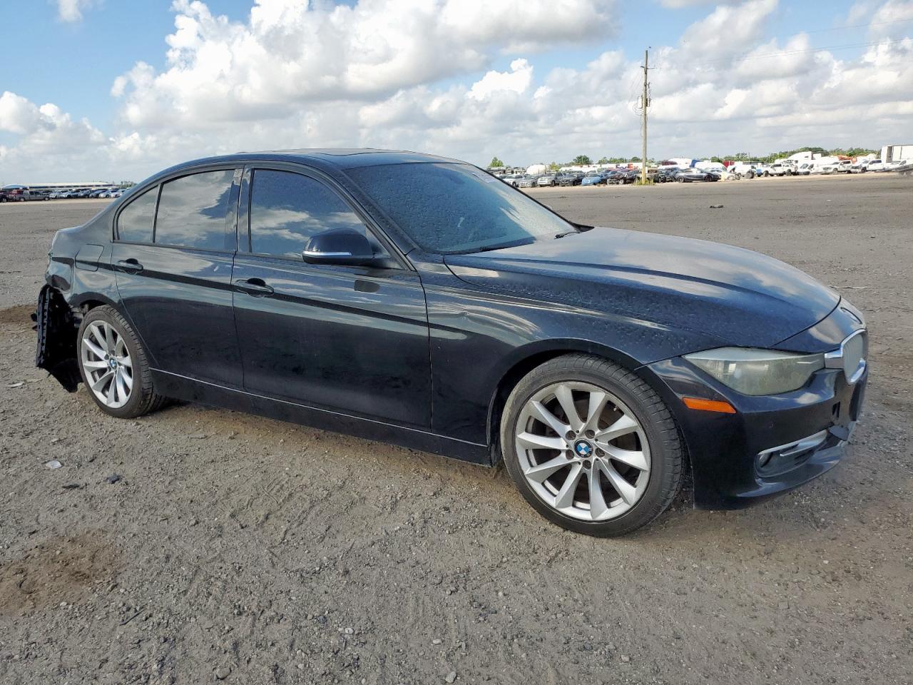 2012 BMW 328 I - Фото 4