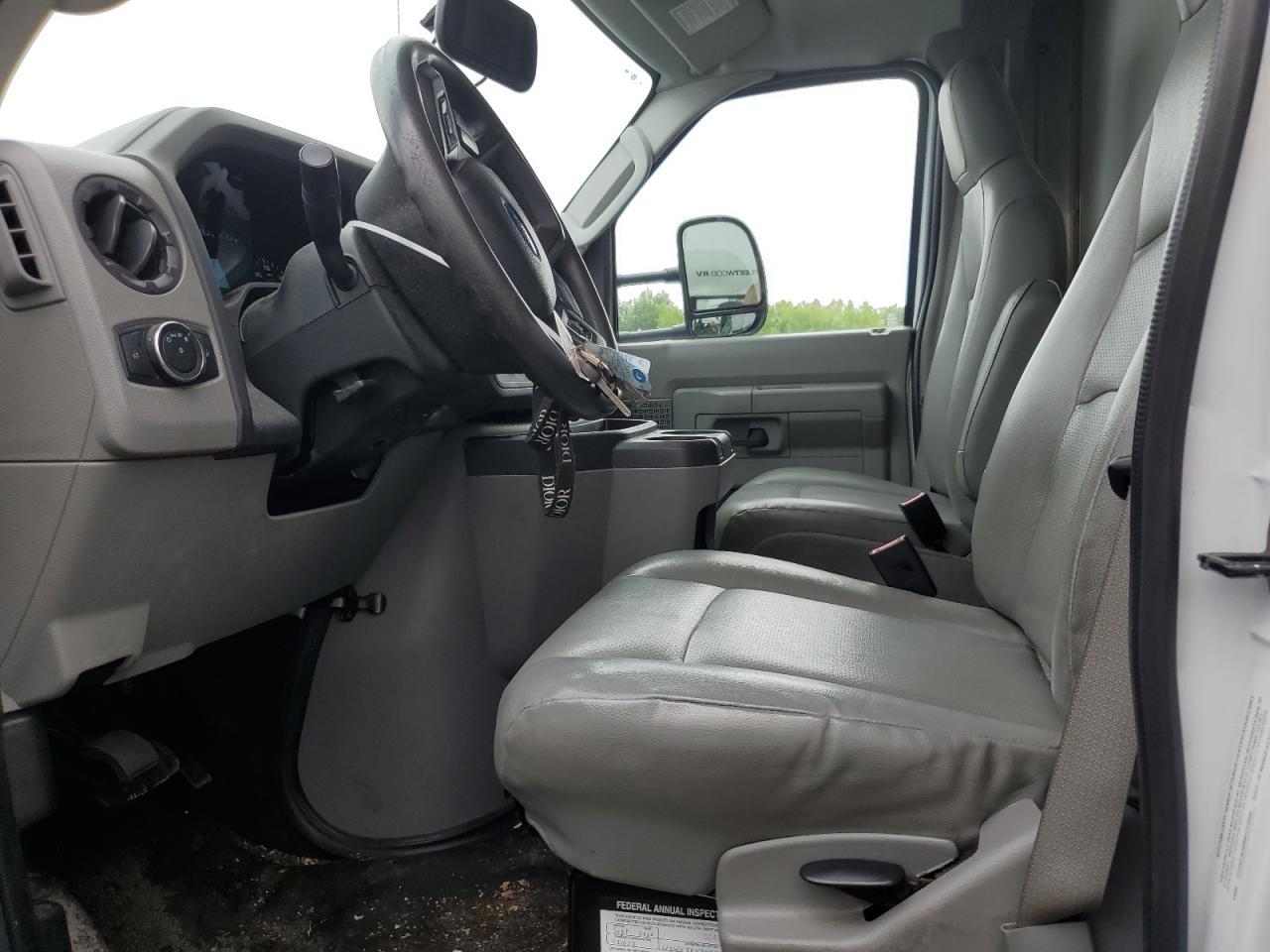 2021 Ford Econoline - Image 7