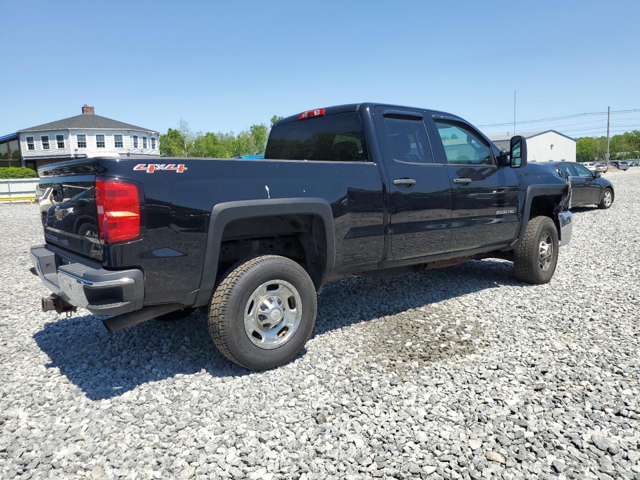 2016 Chevrolet Silverado K2500 Heavy Duty - Image 3