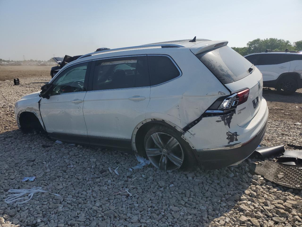 2020 Volkswagen Tiguan Se - Image 2