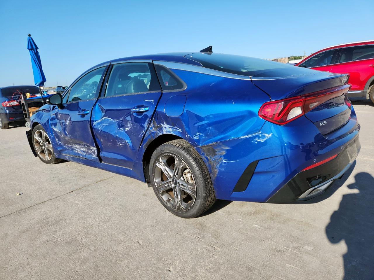 2023 Kia K5 Ex - Image 2