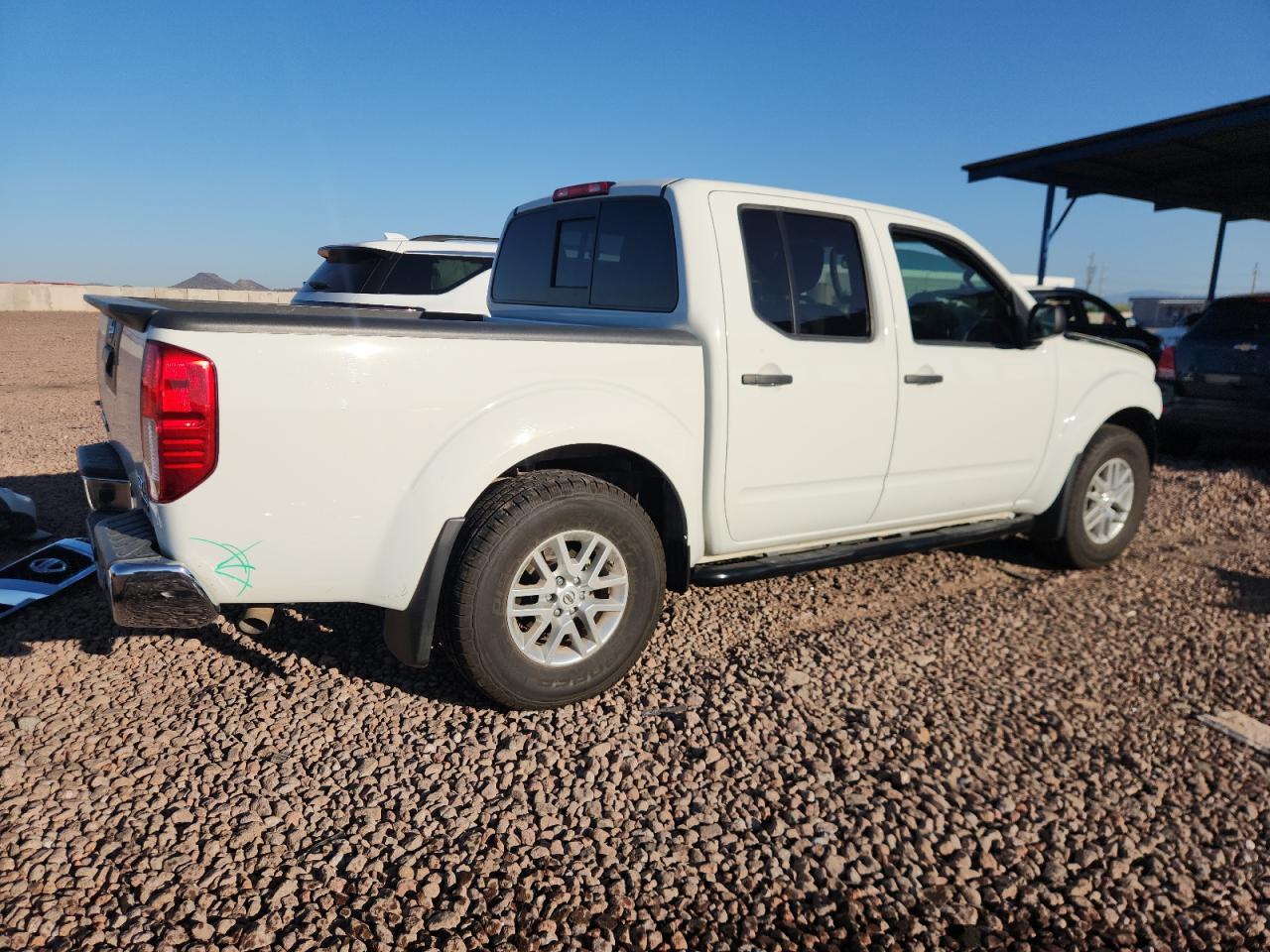 2017 Nissan Frontier S - Image 3