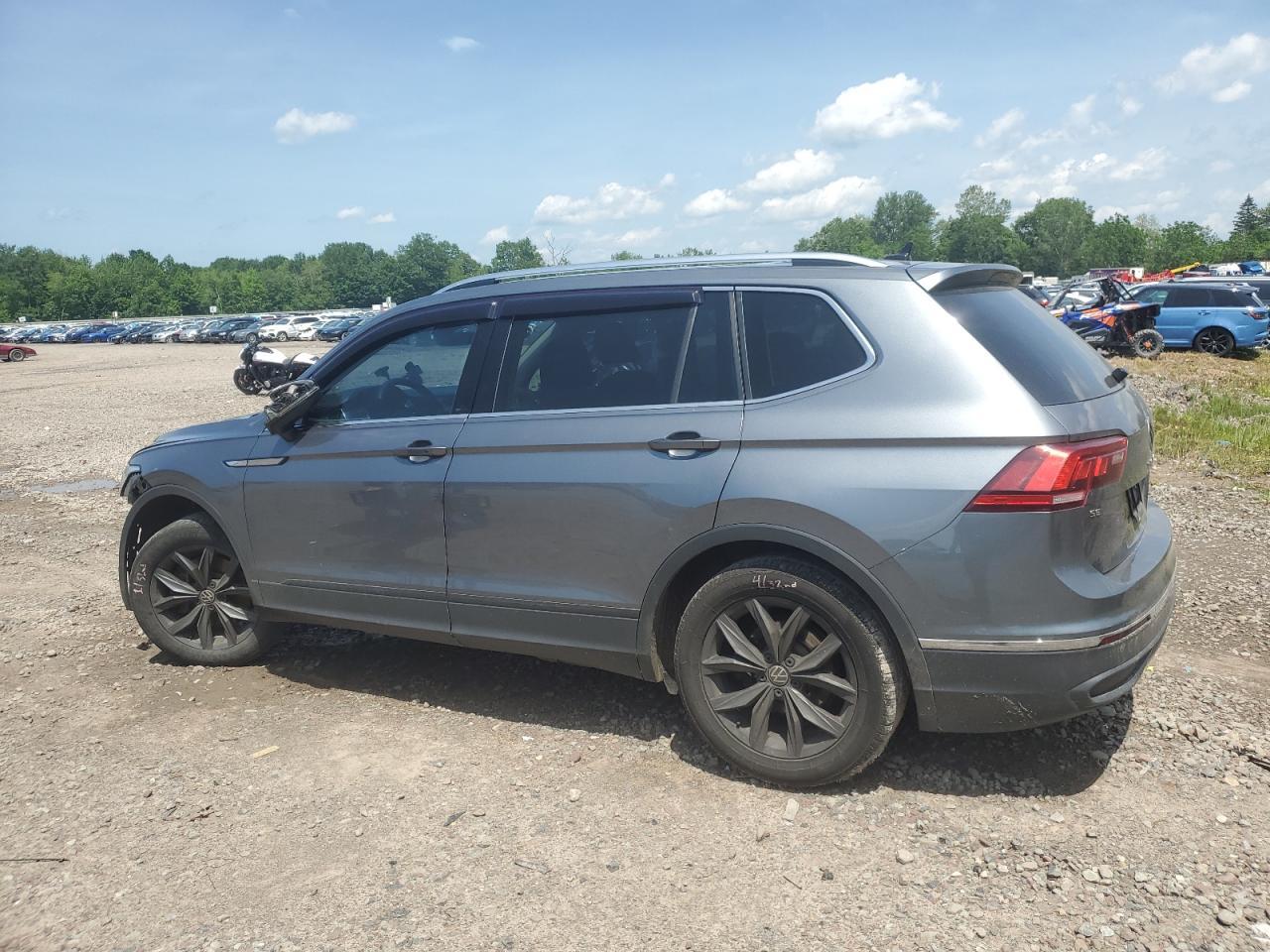 2022 Volkswagen Tiguan Se - Image 2