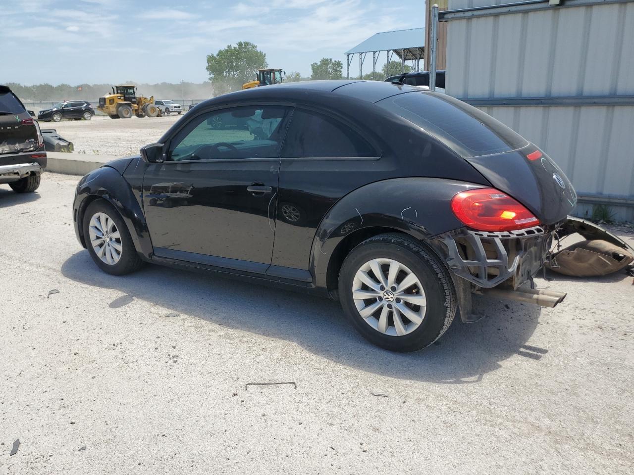 2014 Volkswagen Beetle - Image 2