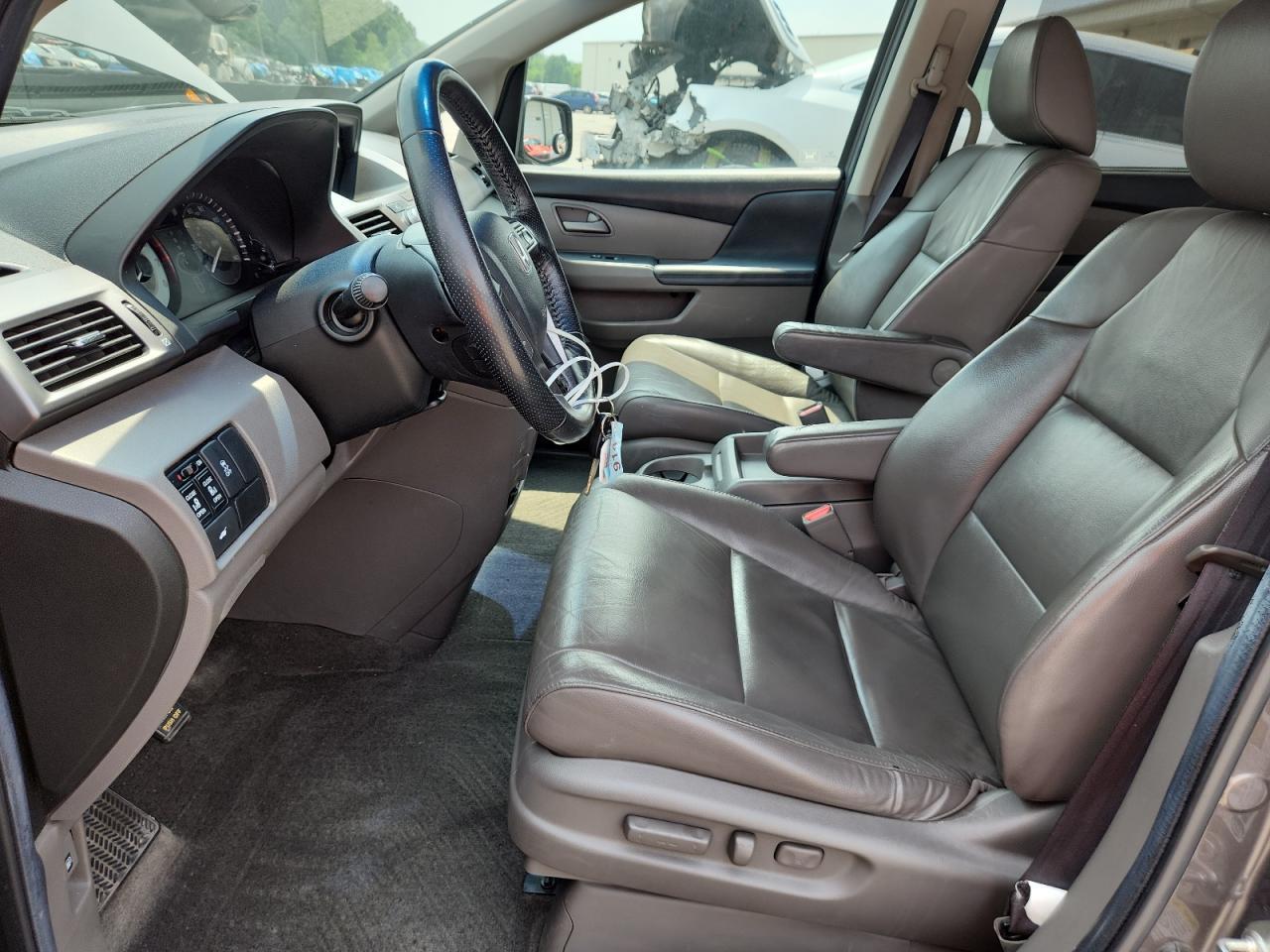 2012 Honda Odyssey Exl - Image 7
