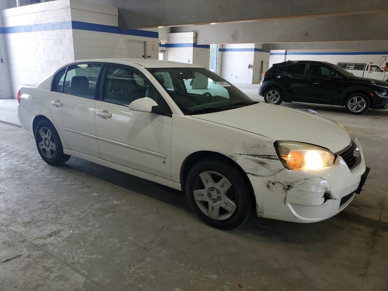 2008 Chevrolet Malibu Lt - Image 4