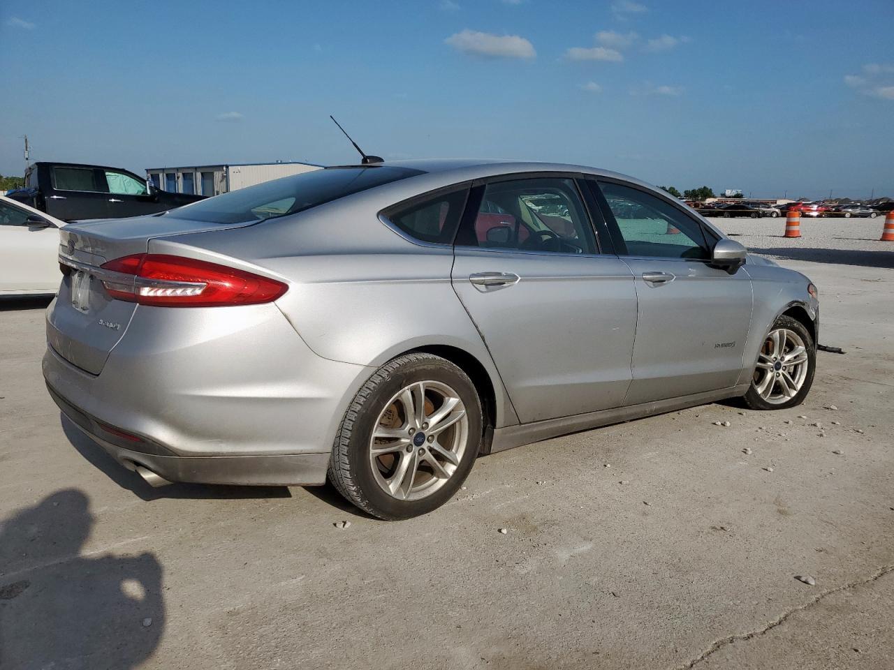 2018 Ford Fusion S Hybrid - Фото 3