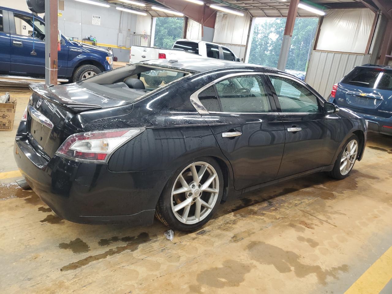 2011 Nissan Maxima S - Фото 3