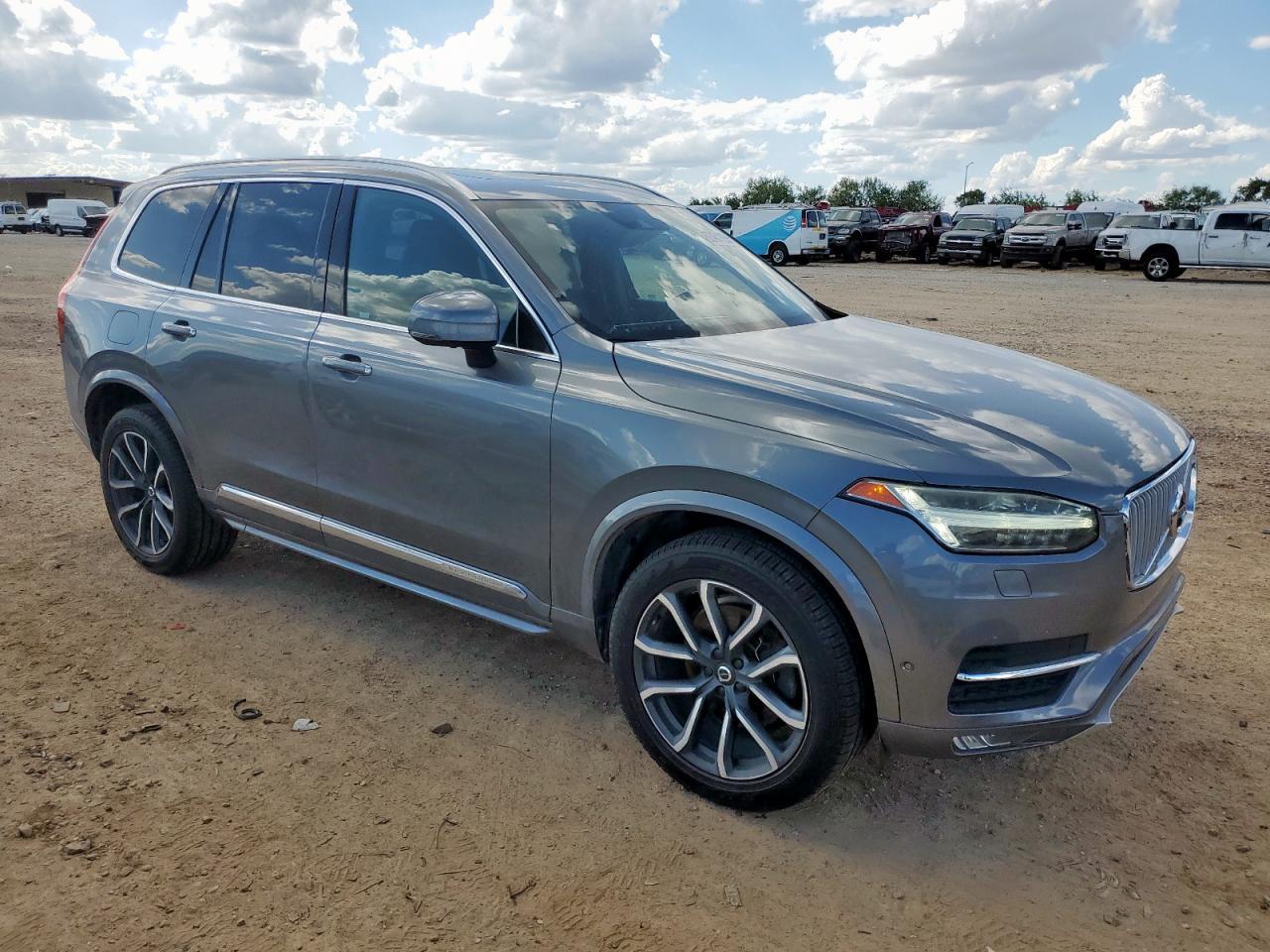 2016 Volvo Xc90 T6 - Image 4