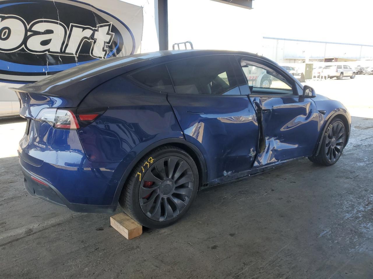2020 Tesla Model Y - Фото 3