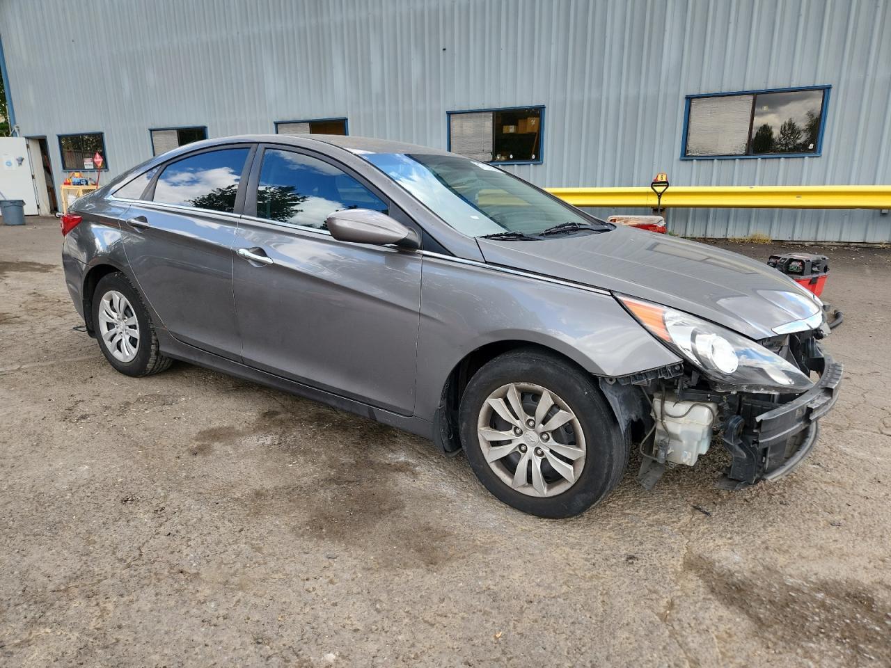 2012 Hyundai Sonata Gls - Image 4