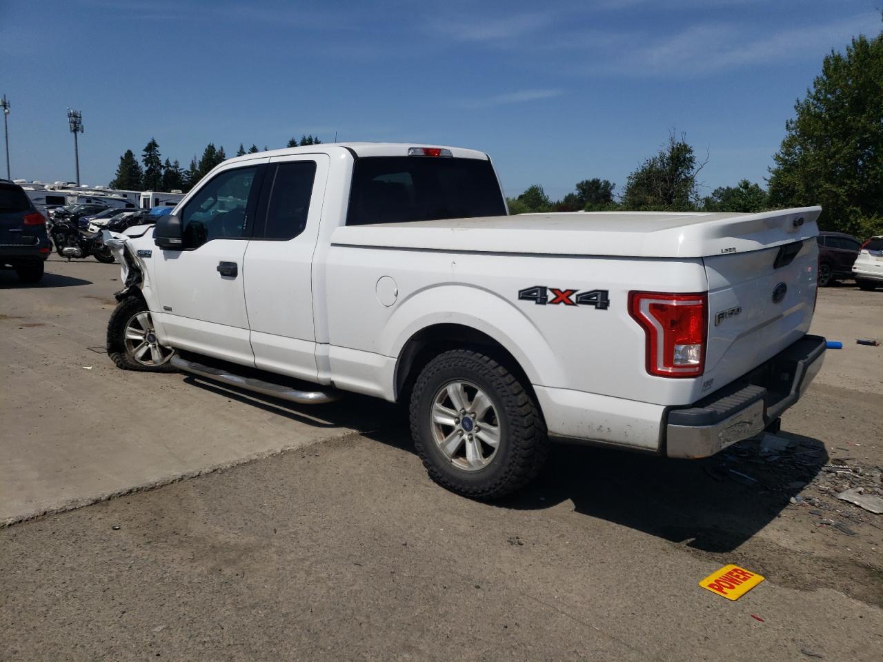 2015 Ford F150 Super Cab - Фото 2