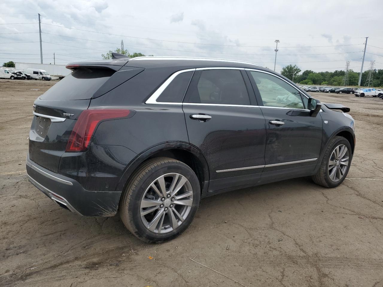 2023 Cadillac Xt5 Platinum Premium Luxury - Фото 3