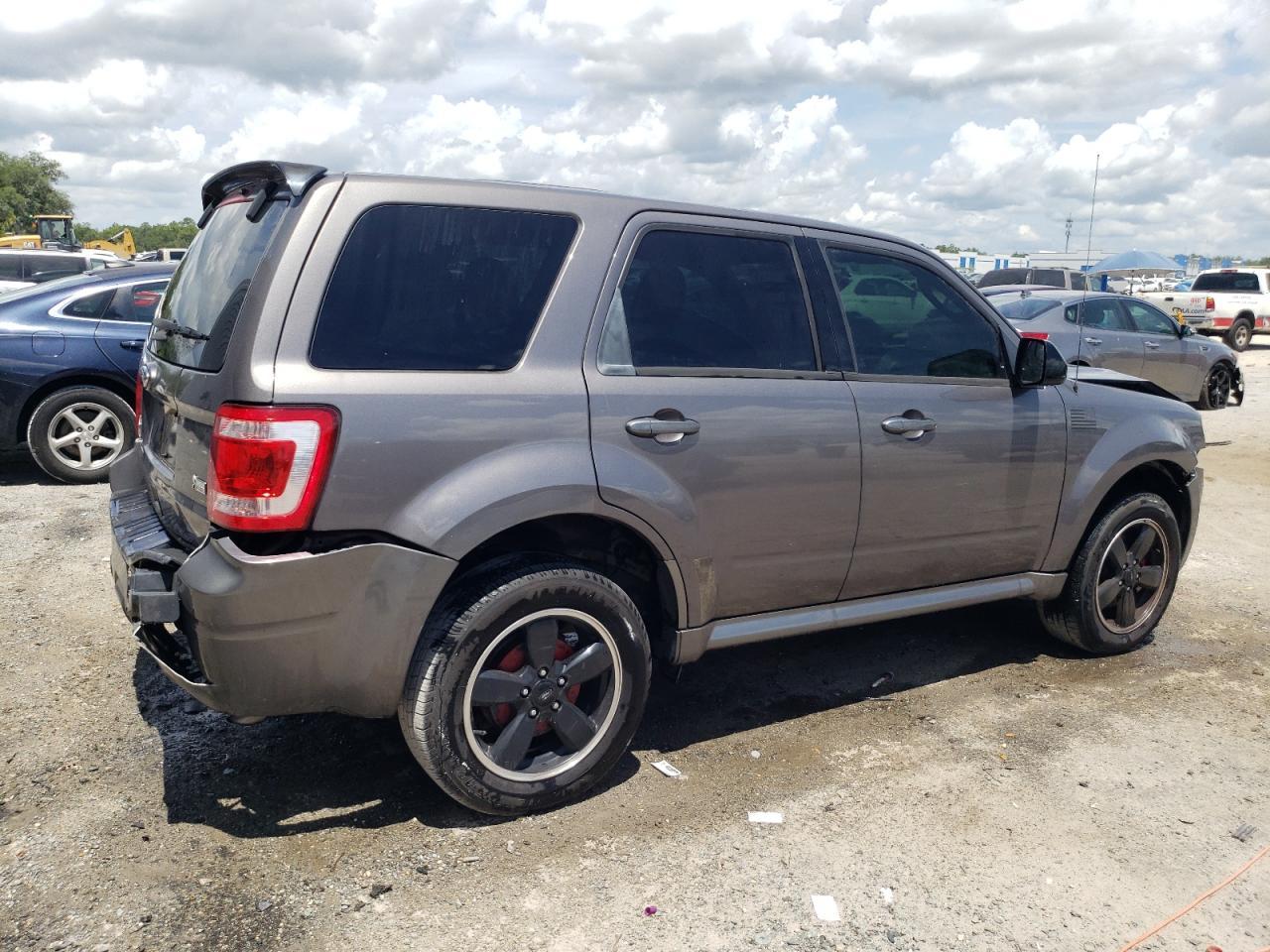 2012 Ford Escape Xlt - Фото 3