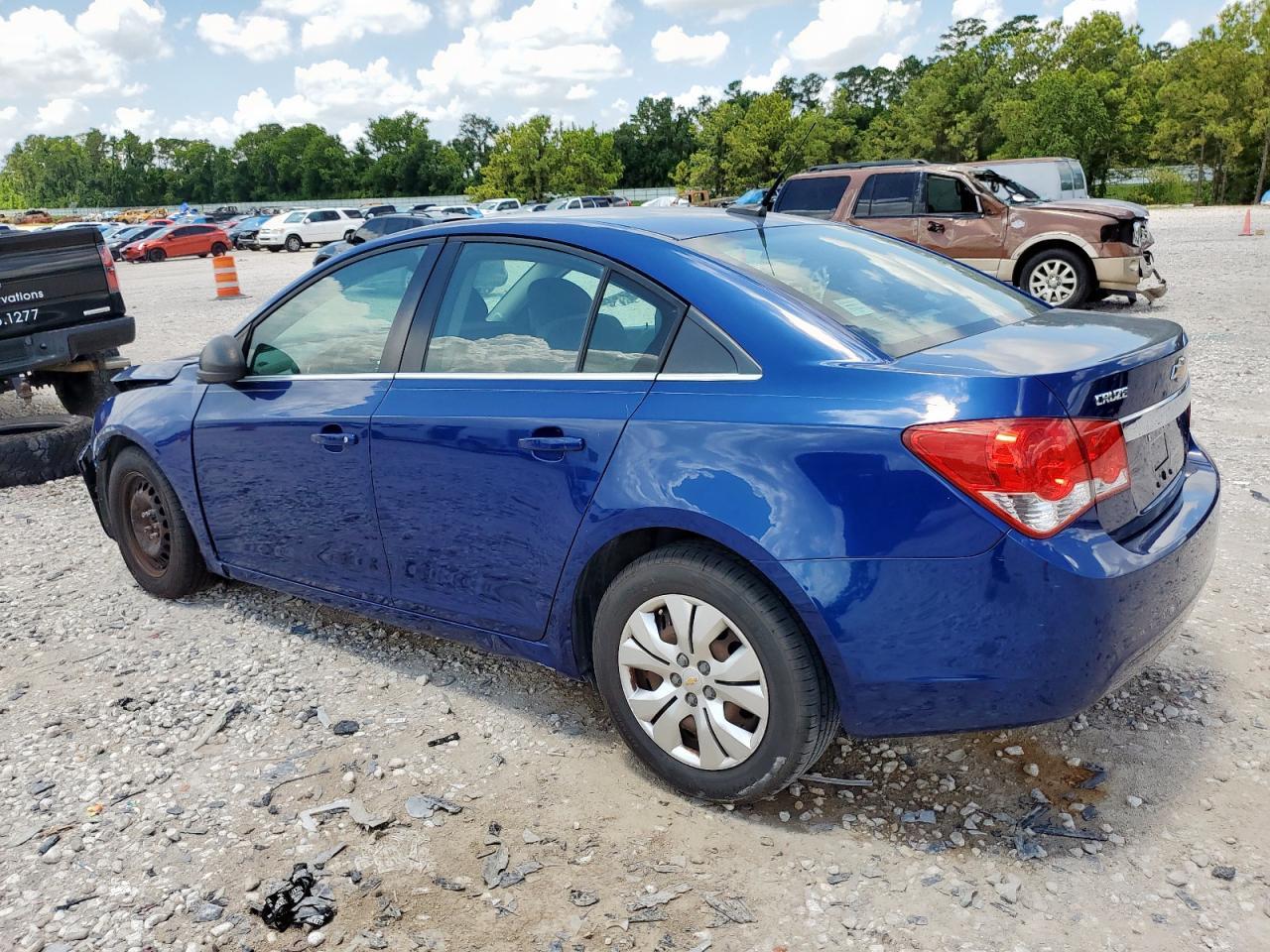 2012 Chevrolet Cruze Ls - Фото 2