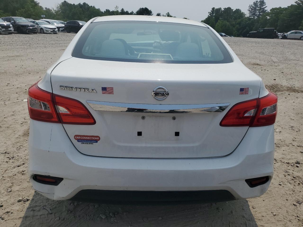 2016 Nissan Sentra S - Image 6