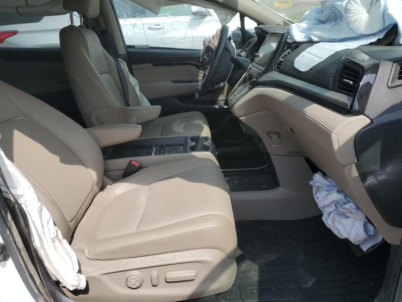 2023 Honda Odyssey Touring - Фото 7