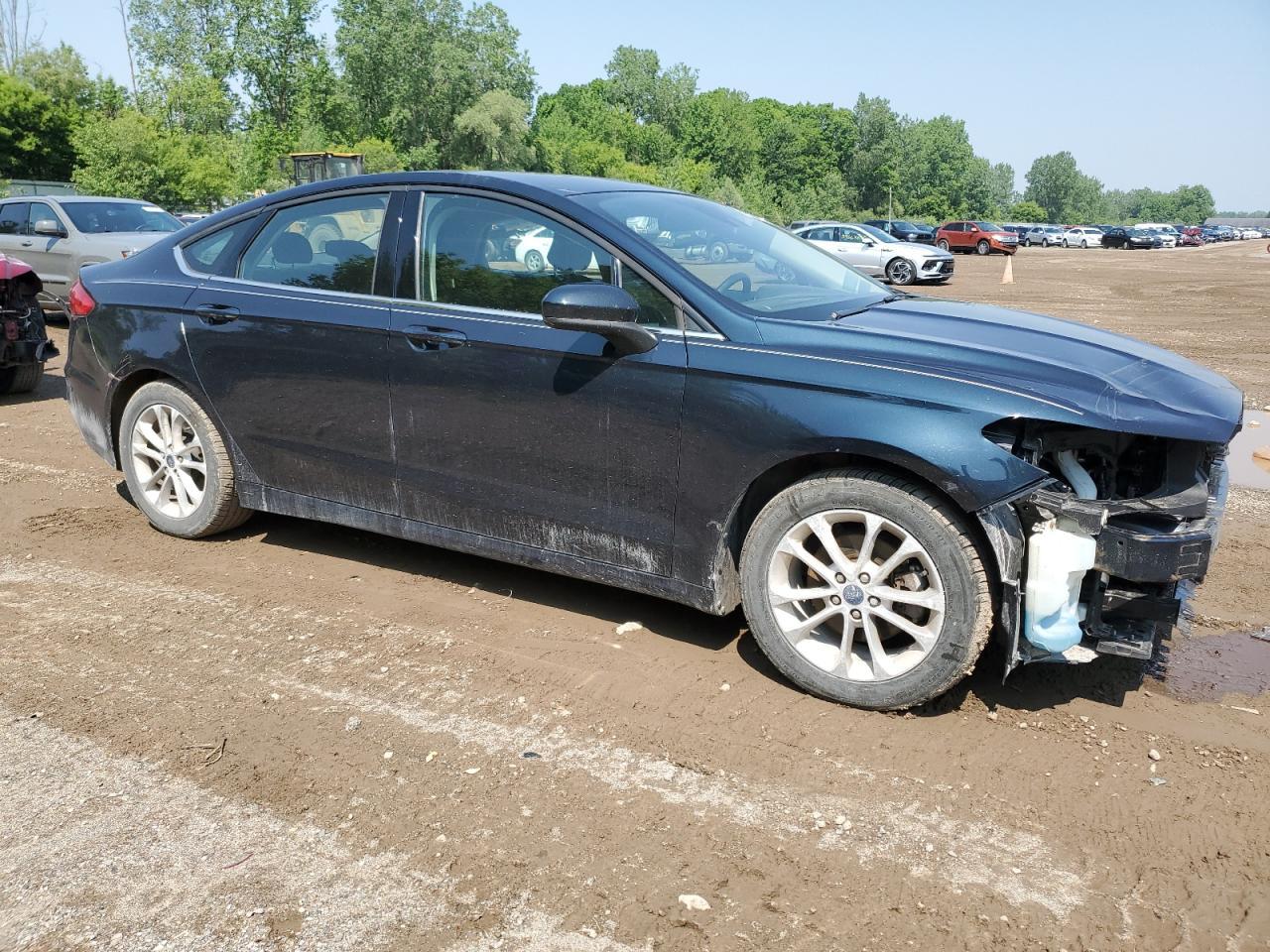 2020 Ford Fusion Se - Image 4