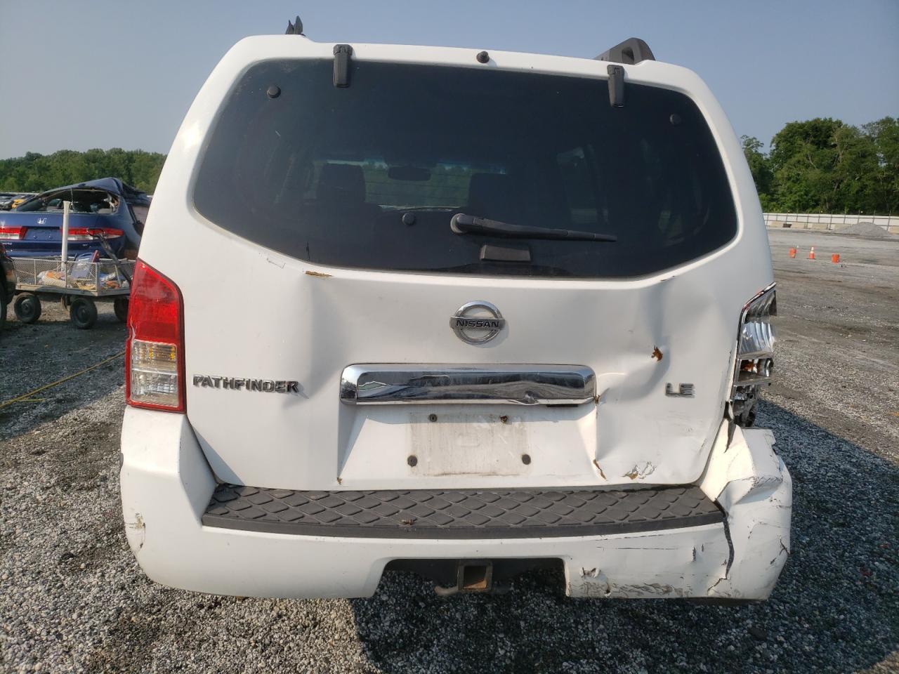 2007 Nissan Pathfinder Le - Фото 6